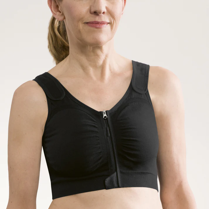 44606_Leyla_zip_ST_Low_black_RC_hero_front_1