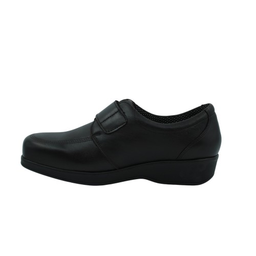 diabetic-shoes-w-ajustable-strap-walk (2)
